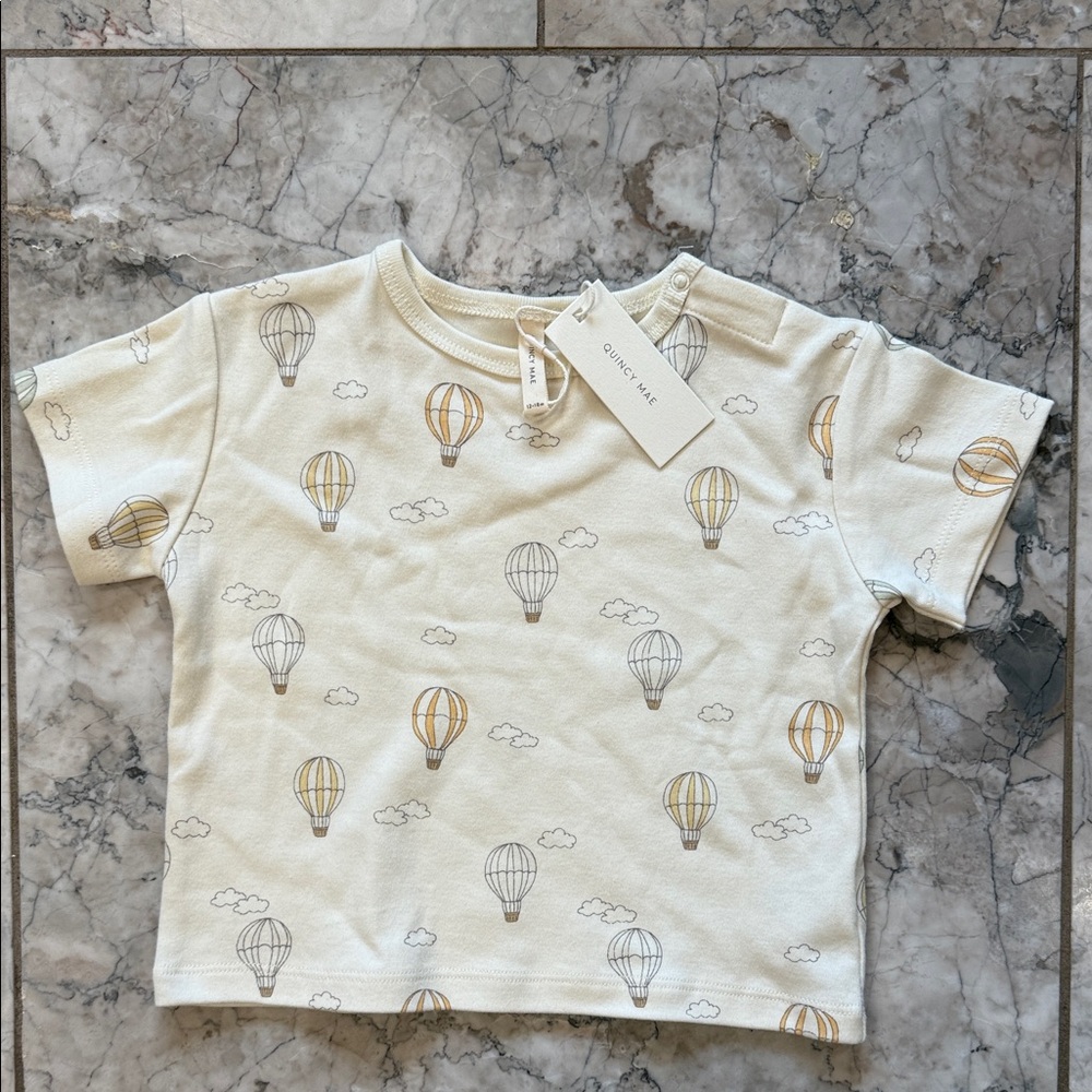 Quincy Mae Cream Hot Air Balloon Tee